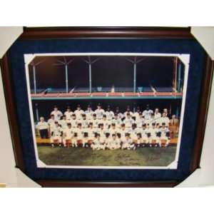 1984 Tigers W.S.Champs Team 32 SIGNED Framed 16x20   Autographed 