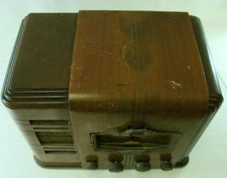 Silvertone 4763 Green Eye Tube Radio Deco Made 1938 Plays 45 Watts 
