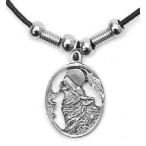  Howling Wolf Necklace: Jewelry