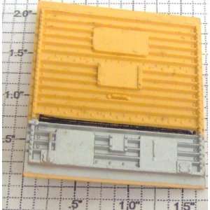  Lionel 600 6464 7YS Yellow & Silver 5 Panel Box Car Door 