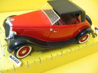 SOLIDO ~ FORD ROADSTER ~ 1934 TWO SEAT RUMBLE V 8~1;18 UNBOXED 