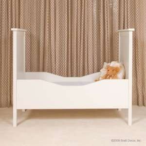  Bratt Decor Manhattan Soho Toddler Bed in White: Baby