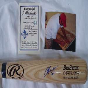  Chipper Jones Autographed Baseball Bat: Sports & Outdoors
