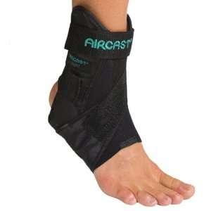  Aircast AirSport Ankle Brace Medium Right Sports 