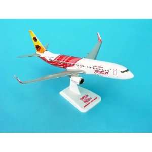  Hogan Air India Express 737 800W 1/200 W/GEAR REG#VT AXD 