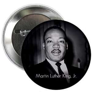  MARTIN LUTHER KING JR Black History 2.25 inch Pinback 
