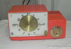 VINTAGE RETRO WESTINGHOUSE AM CLOCK TUBE RADIO (CORAL) #W79  