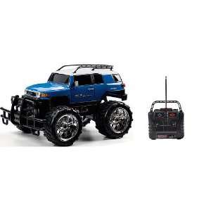   FJ Cruiser 1:10 Scale Radio Control RC Truck   LARGE: Toys & Games