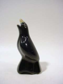 Old BLACK BIRD Porcelain PIE FUNNEL 3.75” tall Unmarked   FREE 