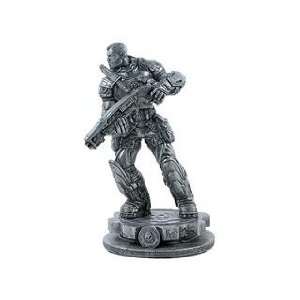  Sideshow Collectibles   Gears of War statuette Dom 