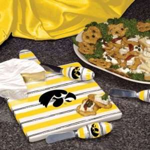    Iowa Hawkeyes NCAA Ceramic Cheese Board Set: Sports & Outdoors