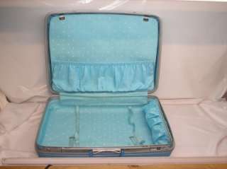 Old Vtg SAMSONITE Silhouette SUITCASE Luggage Hardshell Baby Blue 
