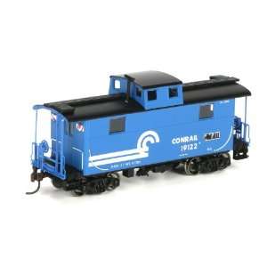  HO RTR Eastern 2 Window Caboose, CR #19122 Toys & Games