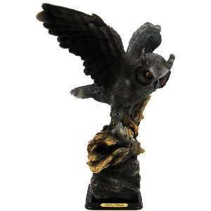 Night Flight Life Like Owl Statue Figure Nature:  Home 