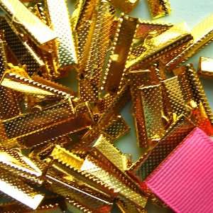   Gold Ribbon Clamps with Loop (Bulk/Wholesale) Arts, Crafts & Sewing