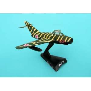  Model Power MIG15 1/102 Scale Toys & Games