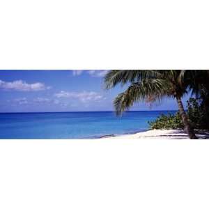  7 Mile Beach, West Bay, Caribbean Sea, Cayman Islands 