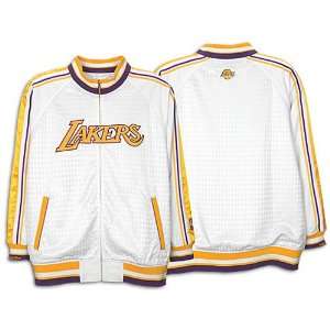  Lakers Mitchell & Ness Mens Strongside Jacket: Sports 