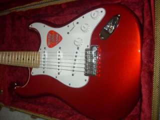 FENDER STRATOCASTER 2012 AMERICAN SPECIAL CANDY APPLE RED W/DELUXE 