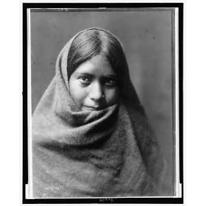  Pakit,Maricopa woman,wrapped in blanket,Indian,c1907