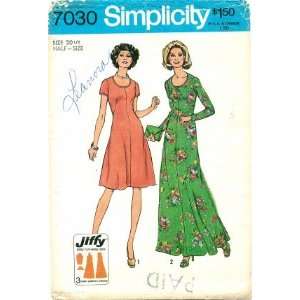  Sewing Pattern Misses Long or Short Dress / Gown Size 20 1/2   Bust 43