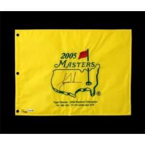   Woods Autographed Golf Flag Masters Le/500 Uda