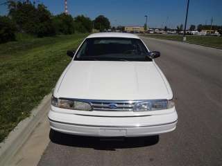 Ford : Crown Victoria Police Pkg Police Inter in Ford   Motors