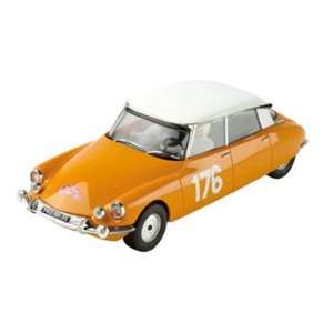  Citroen DS 19 Tiburon Toys & Games