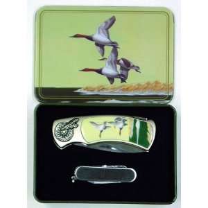  Canadian Geese 2 Piece Collectable Pocket Knife Set 