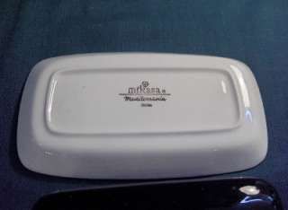 Up for sale is a beautiful vintage Mikasa black and white butter dish 
