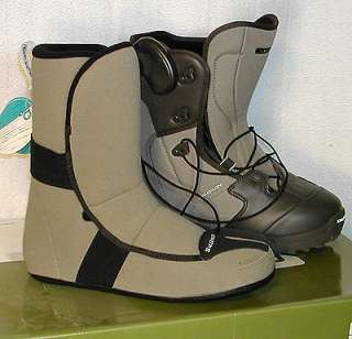 NEW Salomon Kamooks Womens snowboard boots   PowerLace System   SRP $ 