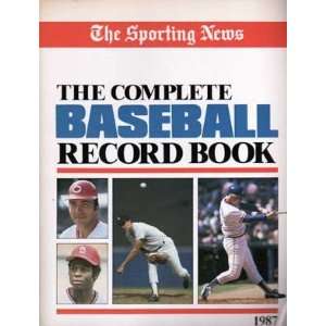 The Complete Baseball Record Book, 1987 (9780892042395 