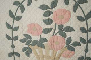 30s Rose Bouquet Vine Wreath Applique Hand Stitched Antique Quilt 