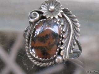   SOUTHWESTERN TRIBAL STERLING SILVER PETRIFIED WOOD PICTURE AGATE RING