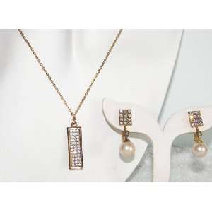   Rhinestone Pendant Necklace and Earrings Vintage Set 