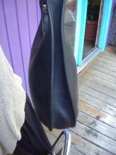   9025 Black Leather Ergo Zip Hobo Handbag Purse Made in USA  