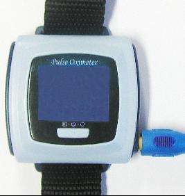 CE Color OLED Wrist Fingertip Pulse Oximeter with Software   Spo2 