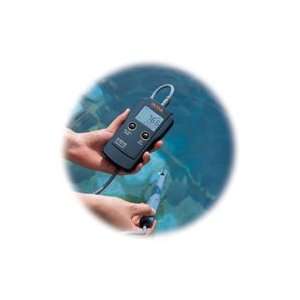  pH /EC/TDS/°C/°F waterproof meter with carrying case 