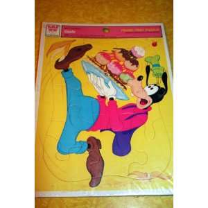   Disneys Goofy Frame Tray Puzzle (12 Piece Puzzle) 
