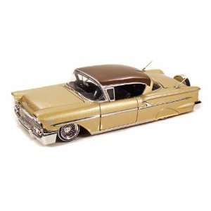  1958 Chevy Impala 1/24 Gold: Toys & Games