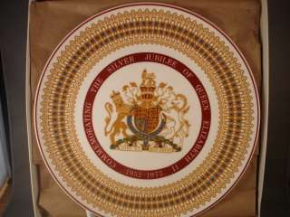 Silver Jubilee Plate Royal Tuscan Wedgwood Commemorative Queen 
