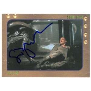 Sigourney Weaver Autographed Trading Card Aliens (ip)